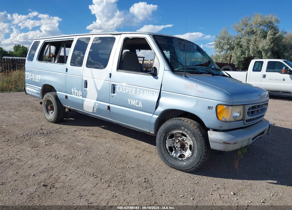 2000 FORD E-350 SUPER DUTY XL/XLT VIN: 1FBSS31L1YHB59138