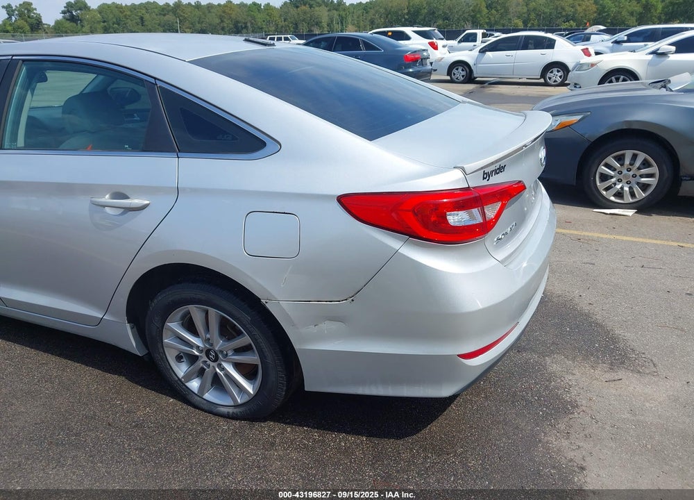 2016 HYUNDAI SONATA VIN: 5NPE24AFXGH355121