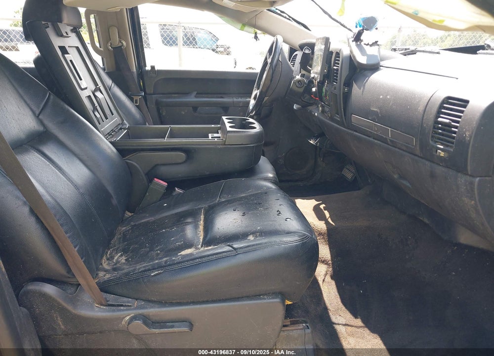 2011 CHEVROLET SILVERADO 1500 VIN: 3GCPKSE37BG346830