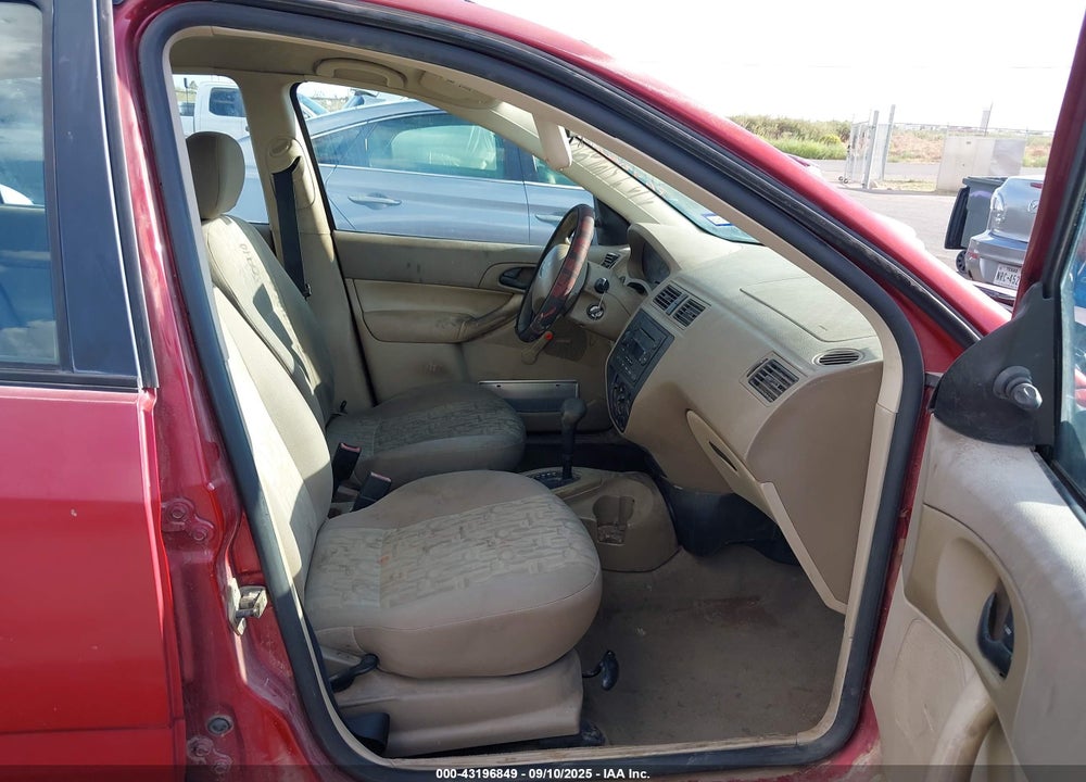 2005 FORD FOCUS ZX4 VIN: 1FAFP34N45W178727