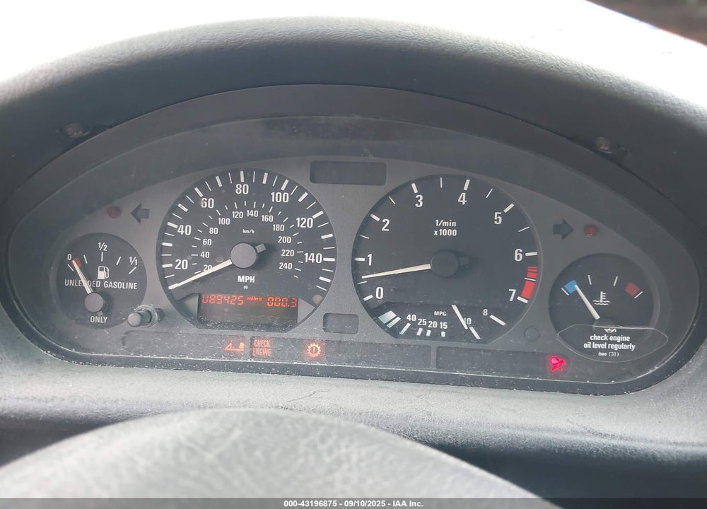 1999 BMW 328IC VIN: WBABK8338XEY90894