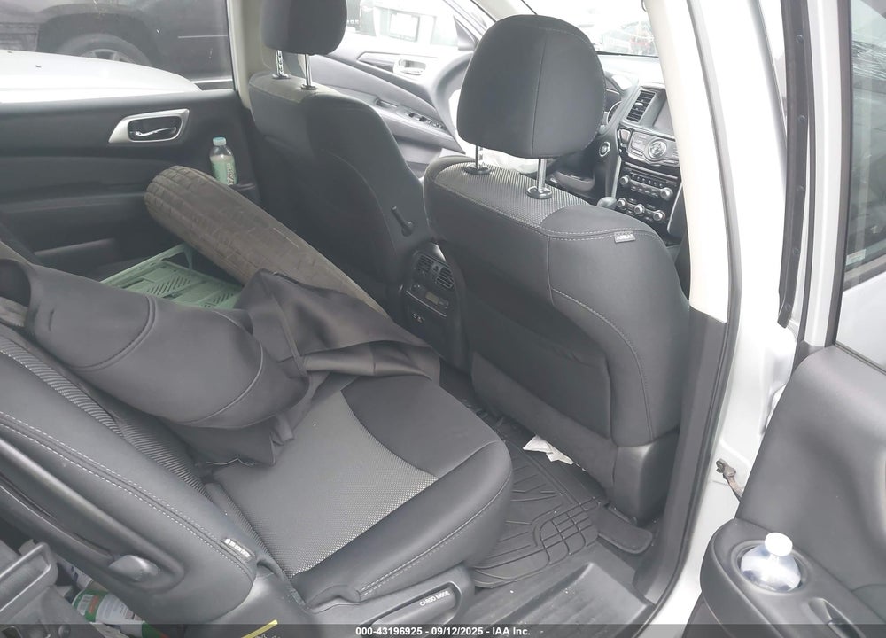 2019 NISSAN PATHFINDER S VIN: 5N1DR2MN0KC609918