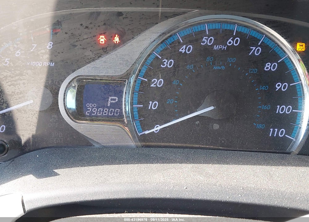 2011 TOYOTA SIENNA XLE V6 VIN: 5TDYK3DC4BS030573