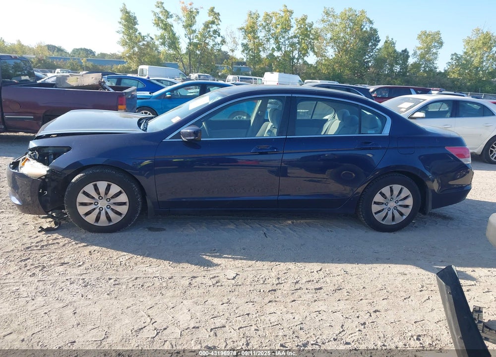 2008 HONDA ACCORD 2.4 LX VIN: 1HGCP26338A090516