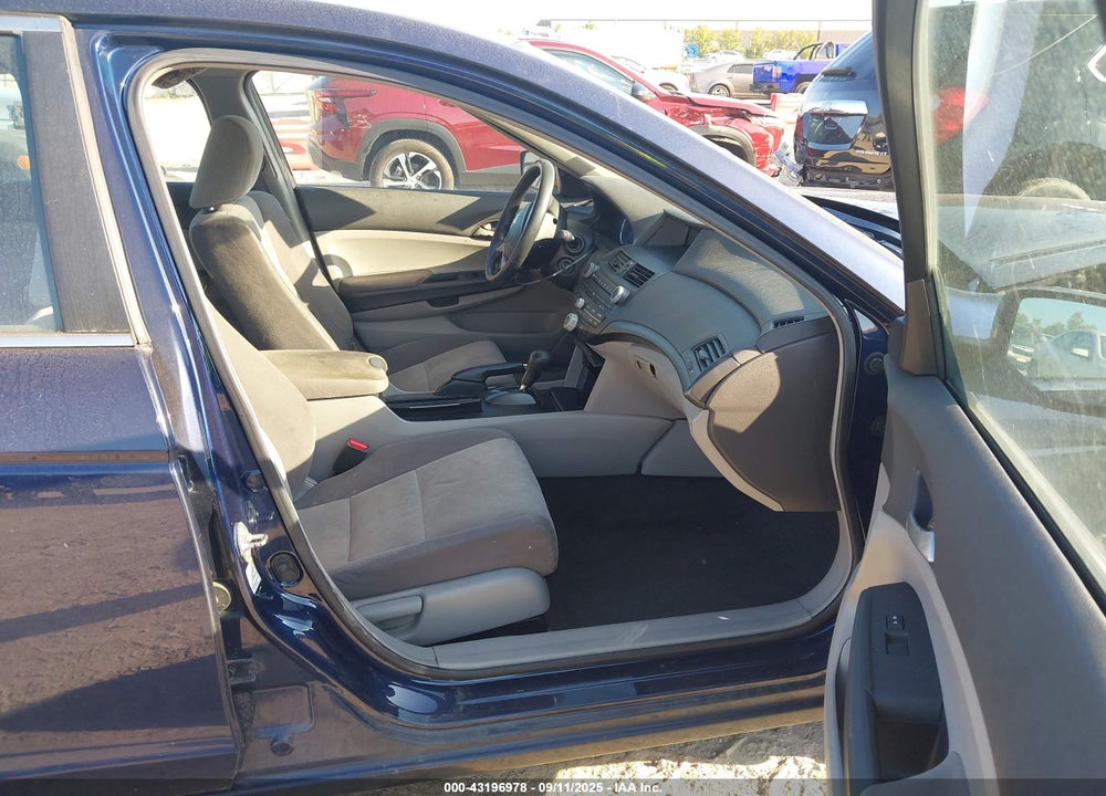 2008 HONDA ACCORD 2.4 LX VIN: 1HGCP26338A090516