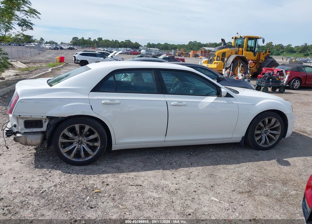 2014 CHRYSLER 300 300S VIN: 2C3CCABG9EH323782