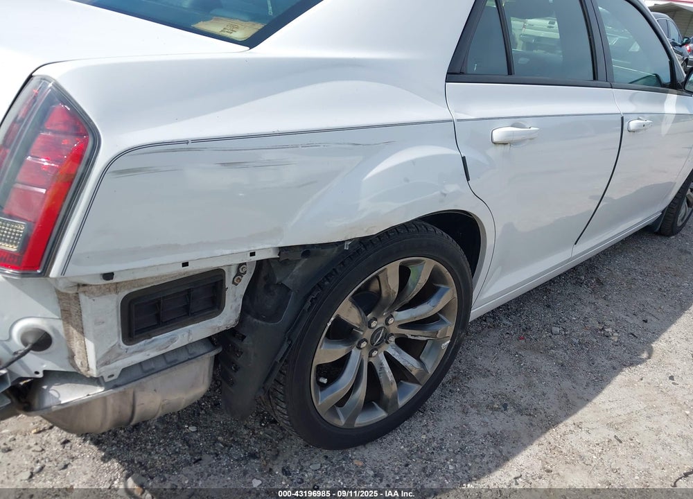 2014 CHRYSLER 300 300S VIN: 2C3CCABG9EH323782