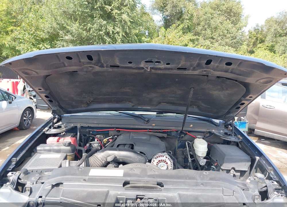 2007 CHEVROLET SUBURBAN 2500 LT VIN: 3GNGK26K17G261888