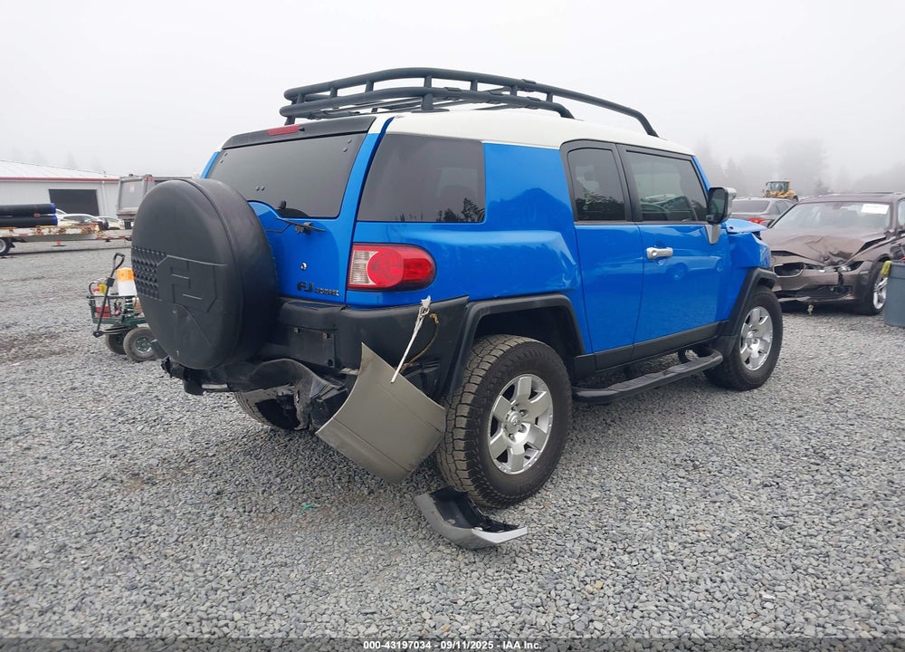 2007 CRUISER TOYOTA FJ VIN: JTEBU11F170029079