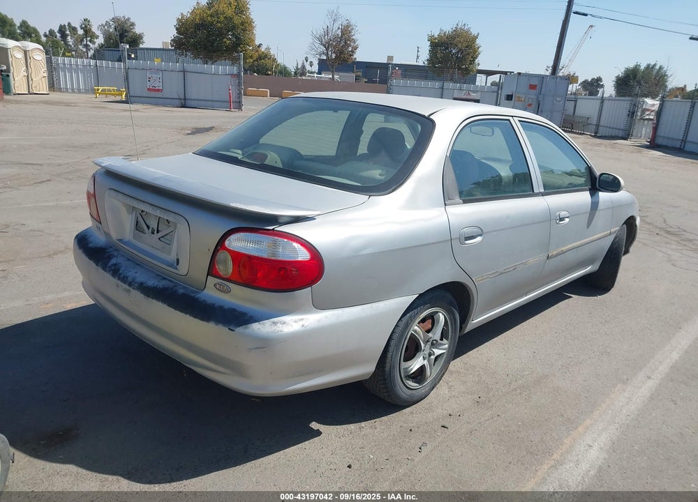 2001 KIA SEPHIA LS VIN: KNAFB121815050162