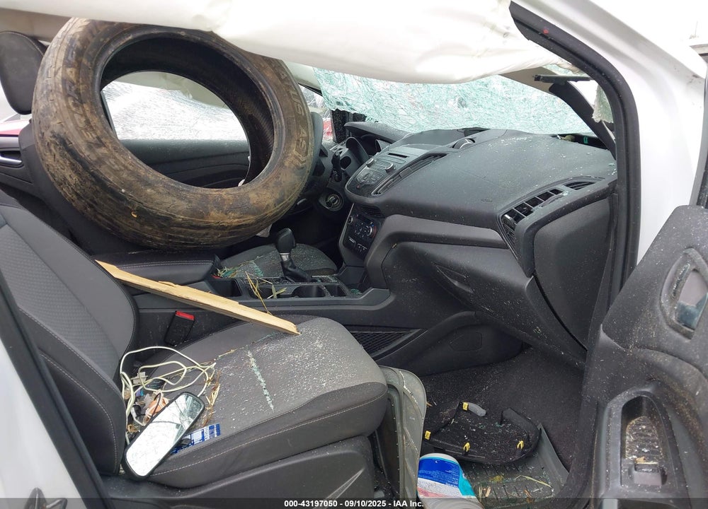 2017 FORD ESCAPE VIN: 1FMCU0G99HUB67494