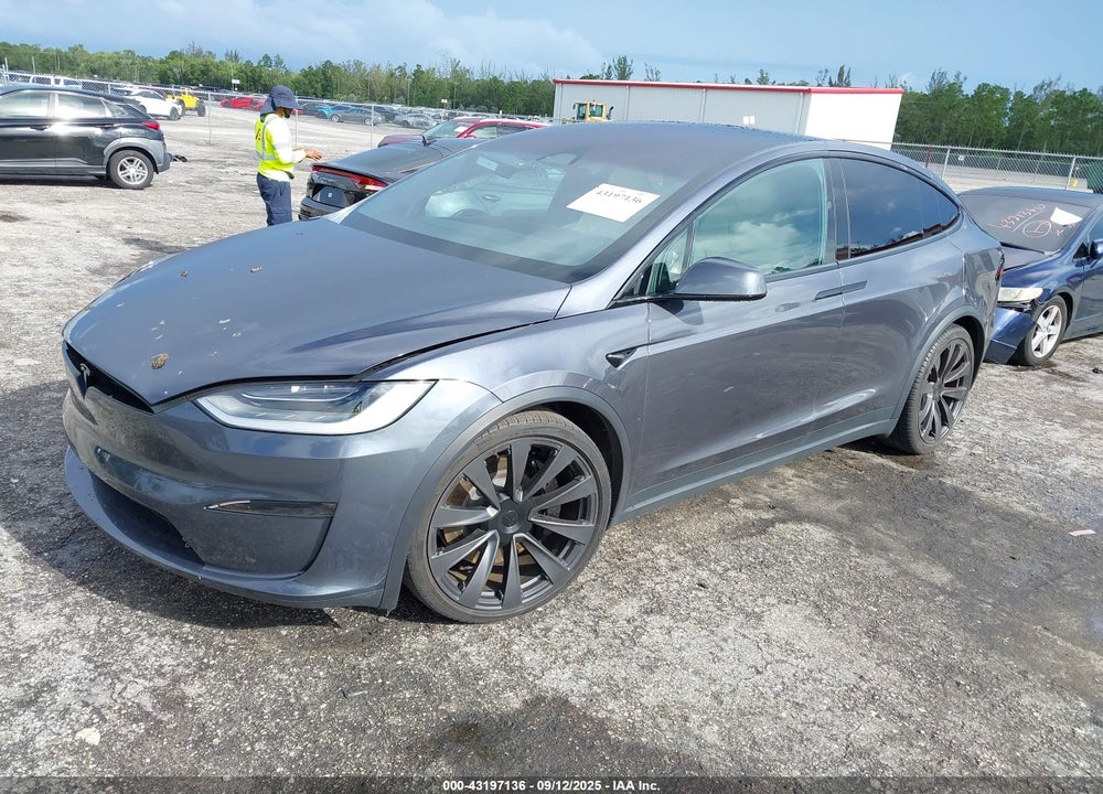 2023 TESLA MODEL X VIN: 7SAXCDE5XPF385549