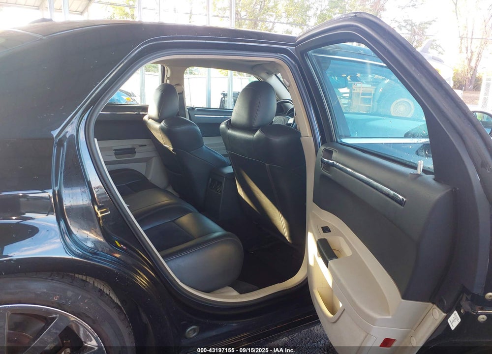 2006 CHRYSLER 300C SRT8 VIN: 2C3LA73W86H106336