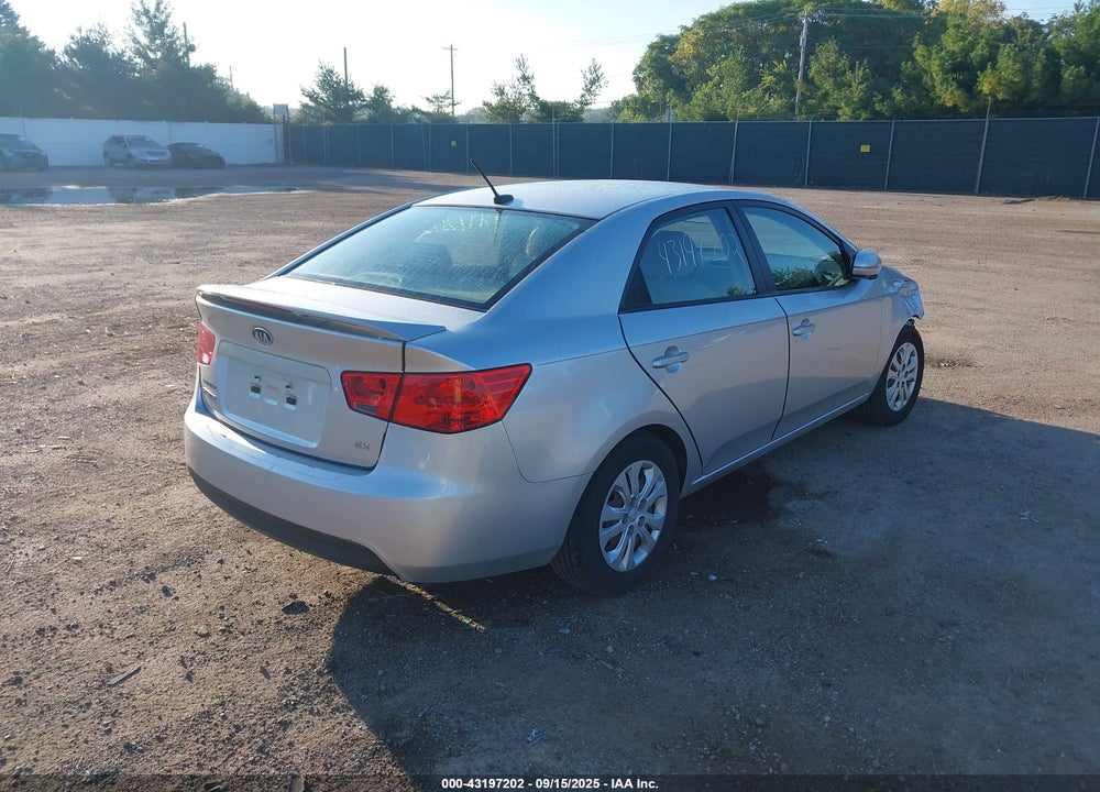 2012 KIA FORTE VIN: KNAFU4A27C5468950