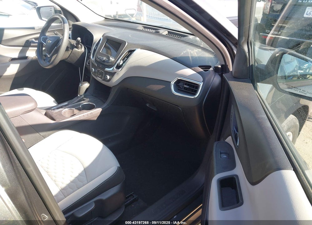 2019 CHEVROLET EQUINOX VIN: 3GNAXHEV2KS549950