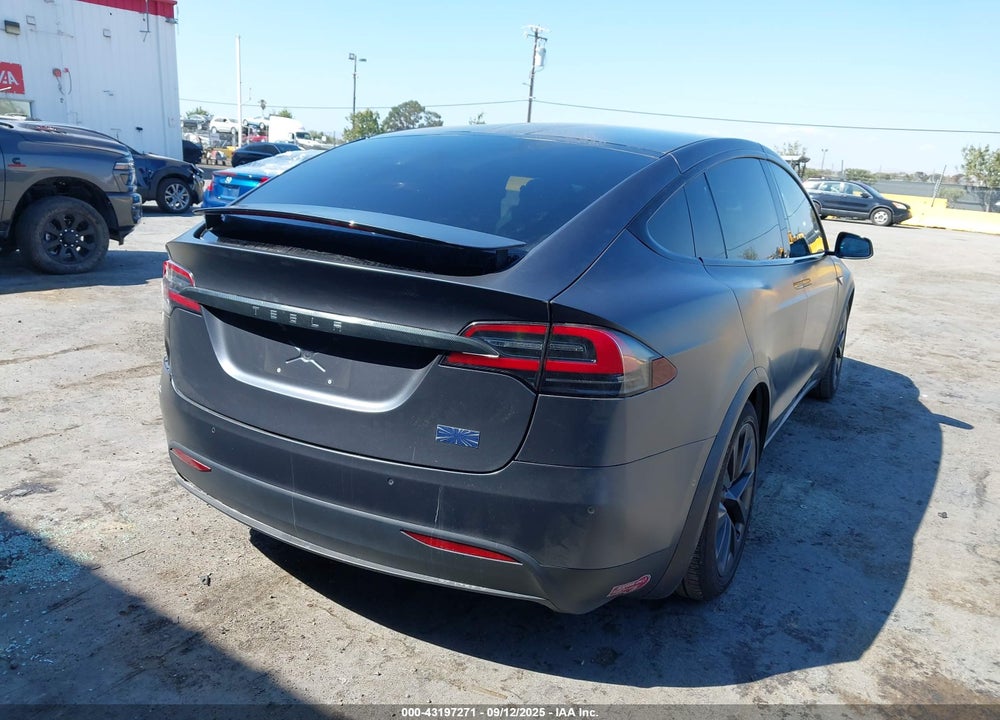 2016 TESLA MODEL X VIN: 5YJXCBE41GF003644