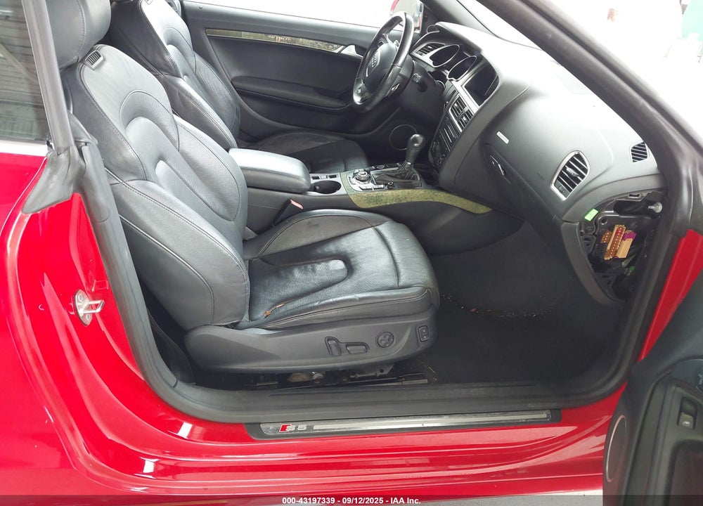 2011 AUDI S5 VIN: WAUVGAFH0BN005996