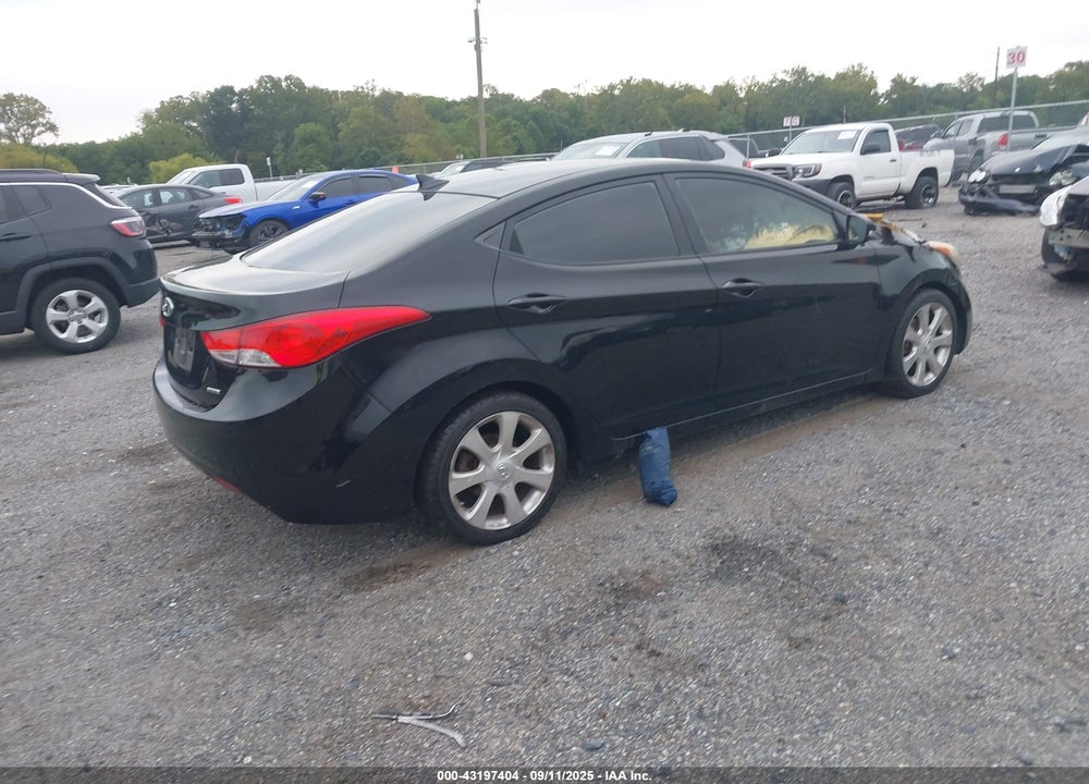2011 HYUNDAI ELANTRA VIN: KMHDH4AE4BU154598