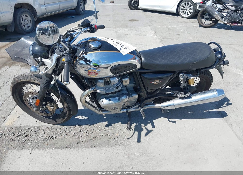 2022 ROYAL ENFIELD MOTORS INT 650 VIN: ME3FPN472NK701461