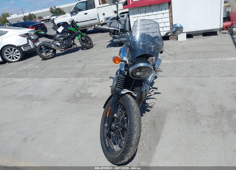 2022 ROYAL ENFIELD MOTORS INT 650 VIN: ME3FPN472NK701461