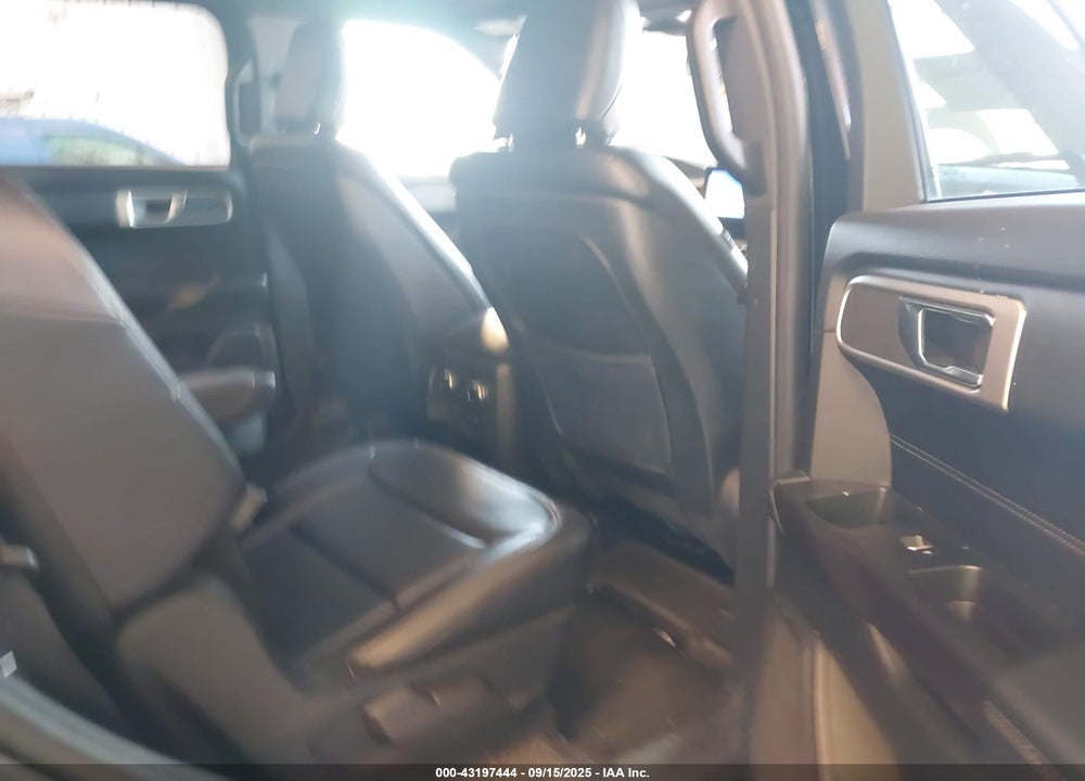 2020 FORD EXPLORER VIN: 1FMSK8DH5LGA25937