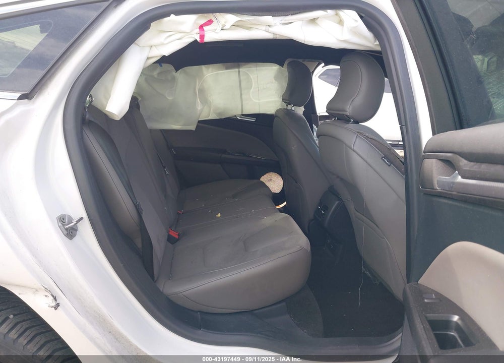 2018 FORD FUSION VIN: 3FA6P0VP8JR152983