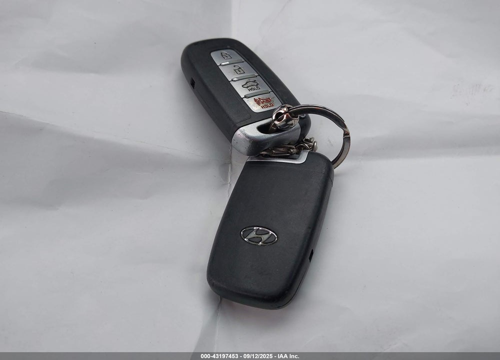 2012 HYUNDAI SONATA HYBRID VIN: KMHEC4A47CA033304