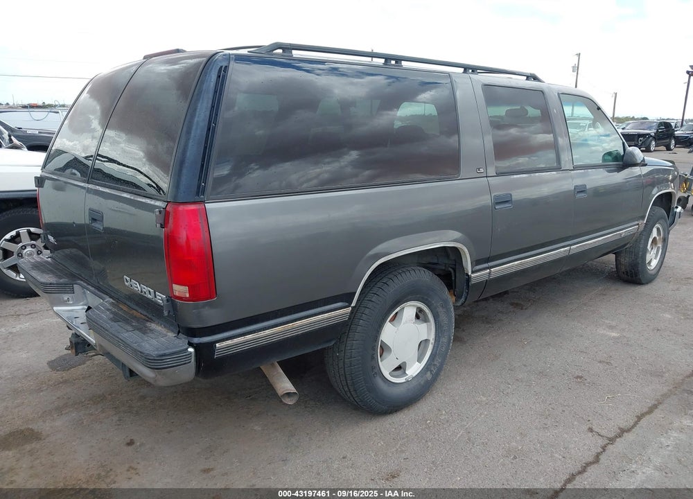 1999 CHEVROLET SUBURBAN 1500 LT VIN: 1GNFK16R6XJ425329
