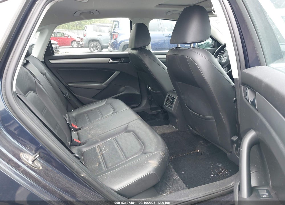 2014 VOLKSWAGEN PASSAT VIN: 1VWBT7A32EC061466