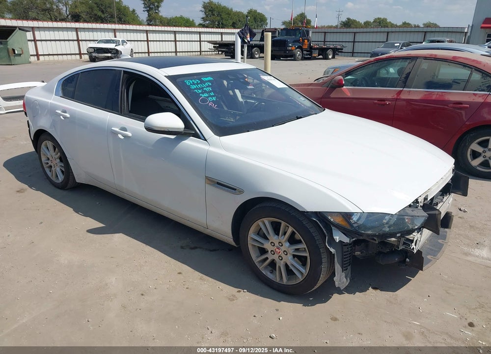 2017 JAGUAR XE 25T PREMIUM VIN: SAJAD4BG3HA959264