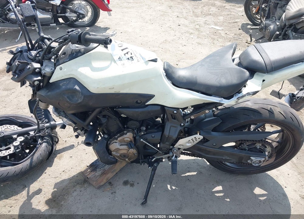 2017 YAMAHA FZ07 C VIN: JYARM06YXHA003644