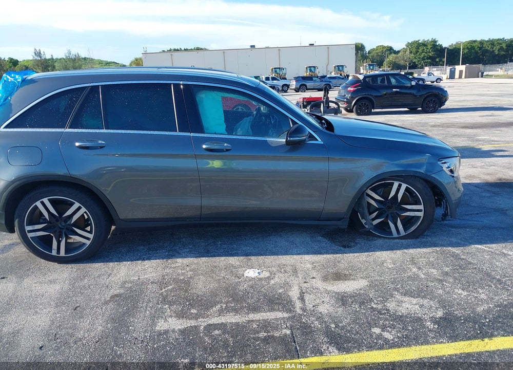 2020 MERCEDES-BENZ GLC 300 VIN: WDC0G8DB3LF705666