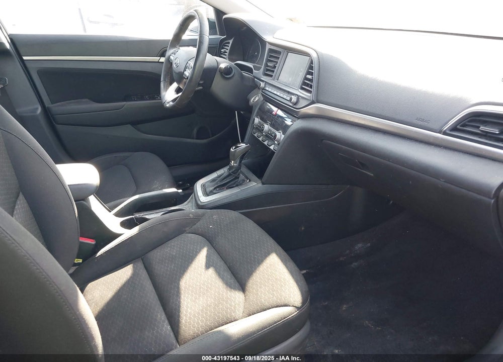 2019 HYUNDAI ELANTRA VALUE EDITION VIN: KMHD84LFXKU878091