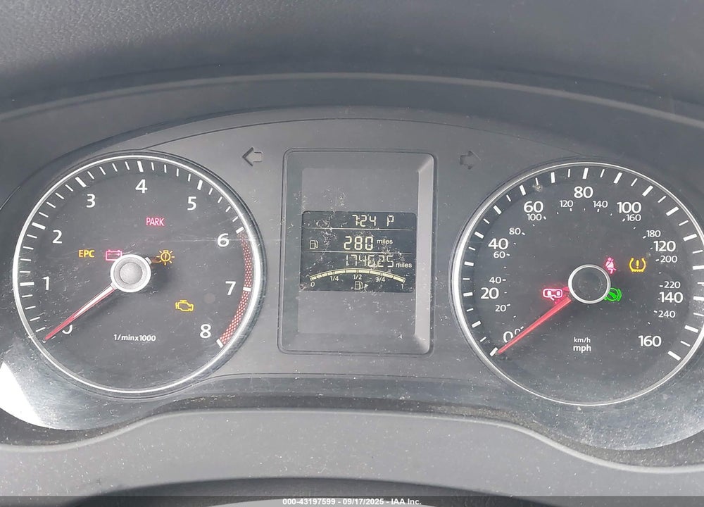 2014 VOLKSWAGEN JETTA VIN: 3VWD17AJ5EM238121