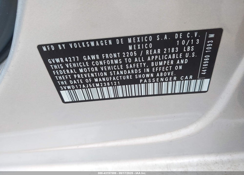 2014 VOLKSWAGEN JETTA VIN: 3VWD17AJ5EM238121