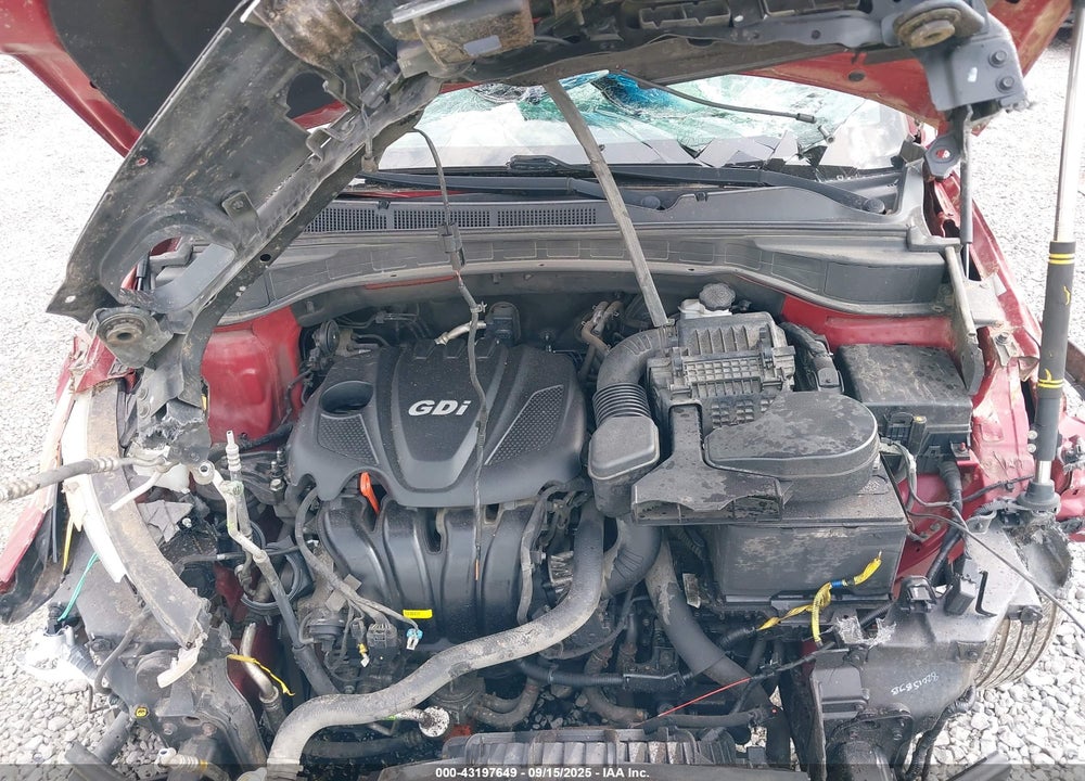 2016 HYUNDAI SANTA FE VIN: 5XYZT3LB6GG339993