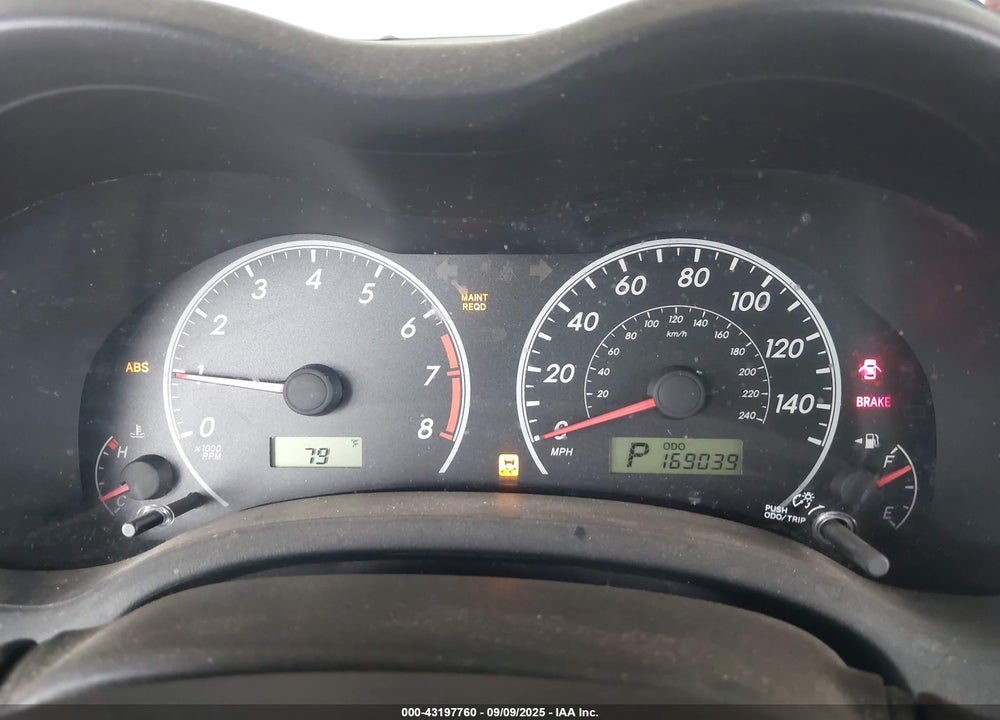 2011 TOYOTA COROLLA LE VIN: 2T1BU4EE1BC588105