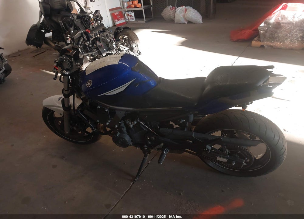 2013 YAMAHA FZ6 R VIN: JYARJ18E8DA011544