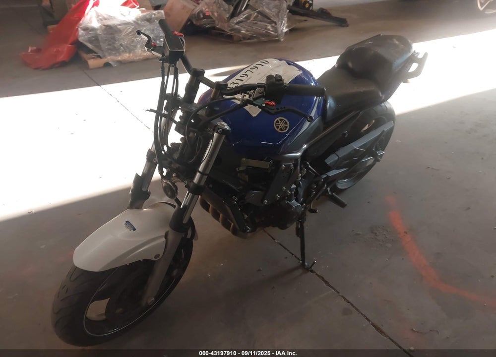 2013 YAMAHA FZ6 R VIN: JYARJ18E8DA011544