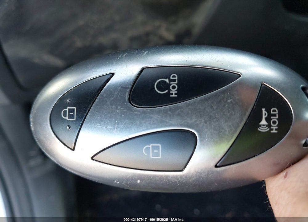 2025 HYUNDAI TUCSON SE VIN: 3KMJA3DE9SE011238