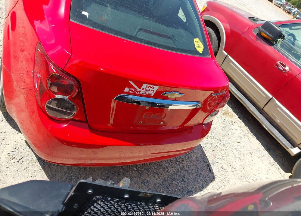 2015 CHEVROLET SONIC VIN: 1G1JC5SH8F4104788