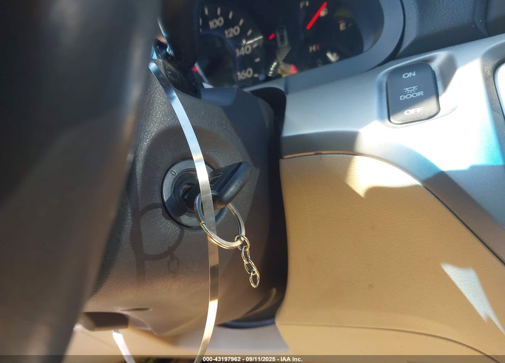 2010 HONDA ODYSSEY EX-L VIN: 5FNRL3H66AB021057