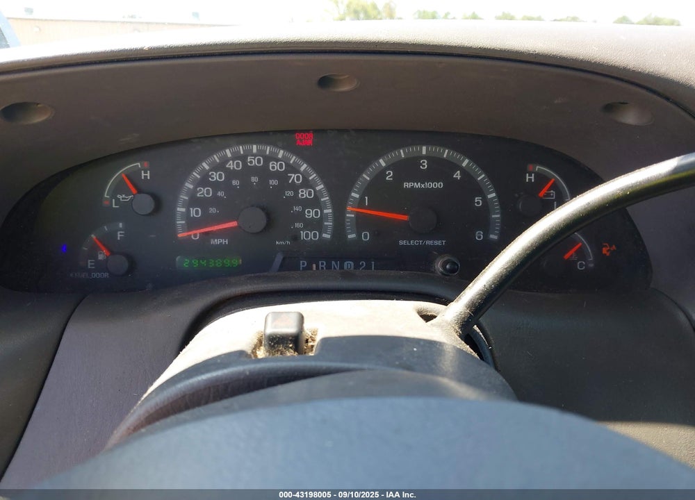 2002 FORD F-150 LARIAT/XL/XLT VIN: 2FTRX18L62CA00183
