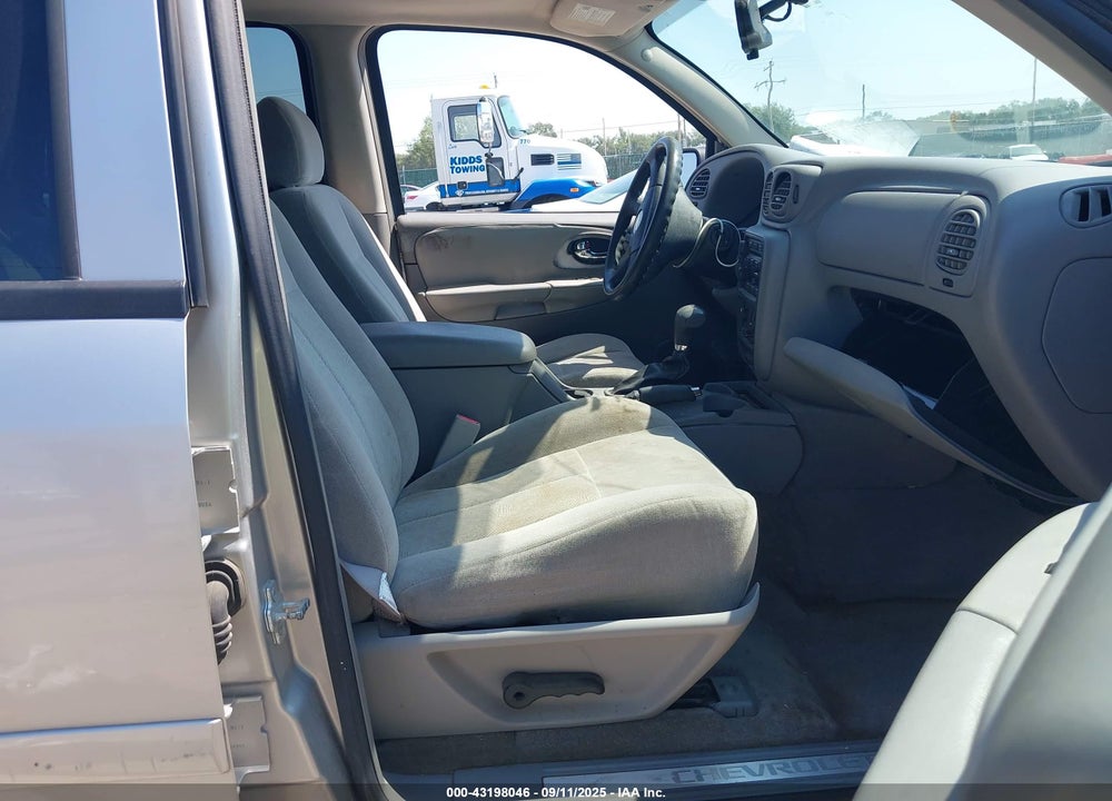 2006 CHEVROLET TRAILBLAZER LS VIN: 1GNDT13SX62193192