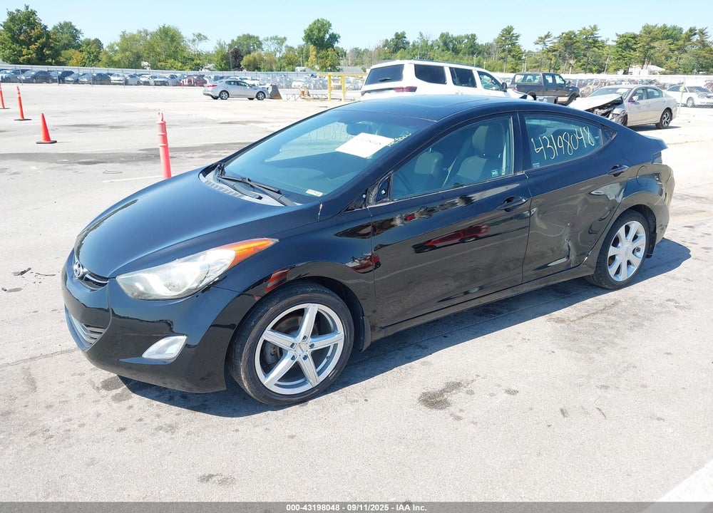 2013 HYUNDAI ELANTRA VIN: KMHDH4AE4DU962730