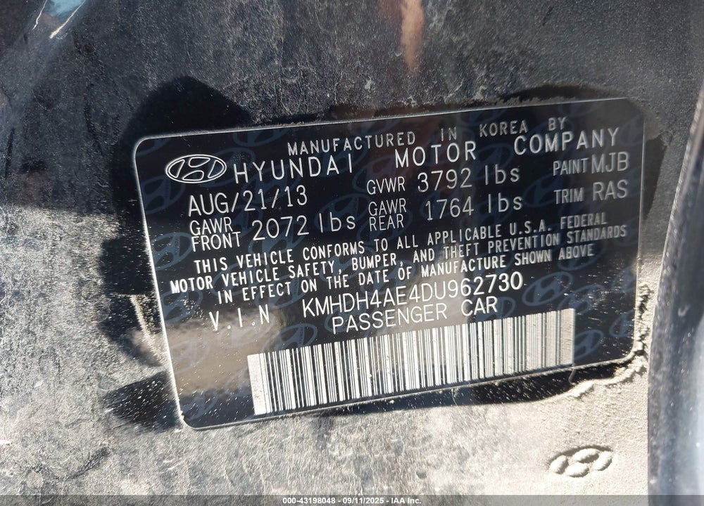 2013 HYUNDAI ELANTRA VIN: KMHDH4AE4DU962730