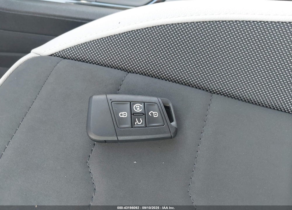 2025 VOLKSWAGEN TAOS VIN: 3VVSC7B29SM003813