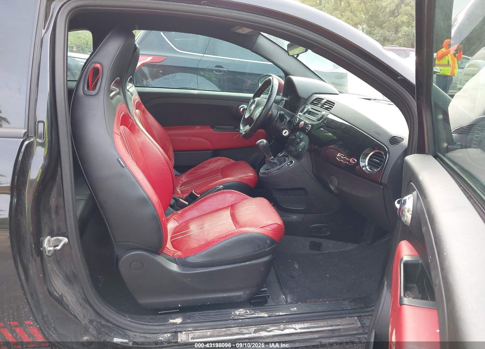 2013 FIAT 500C VIN: 3C3CFFJH4DT674457