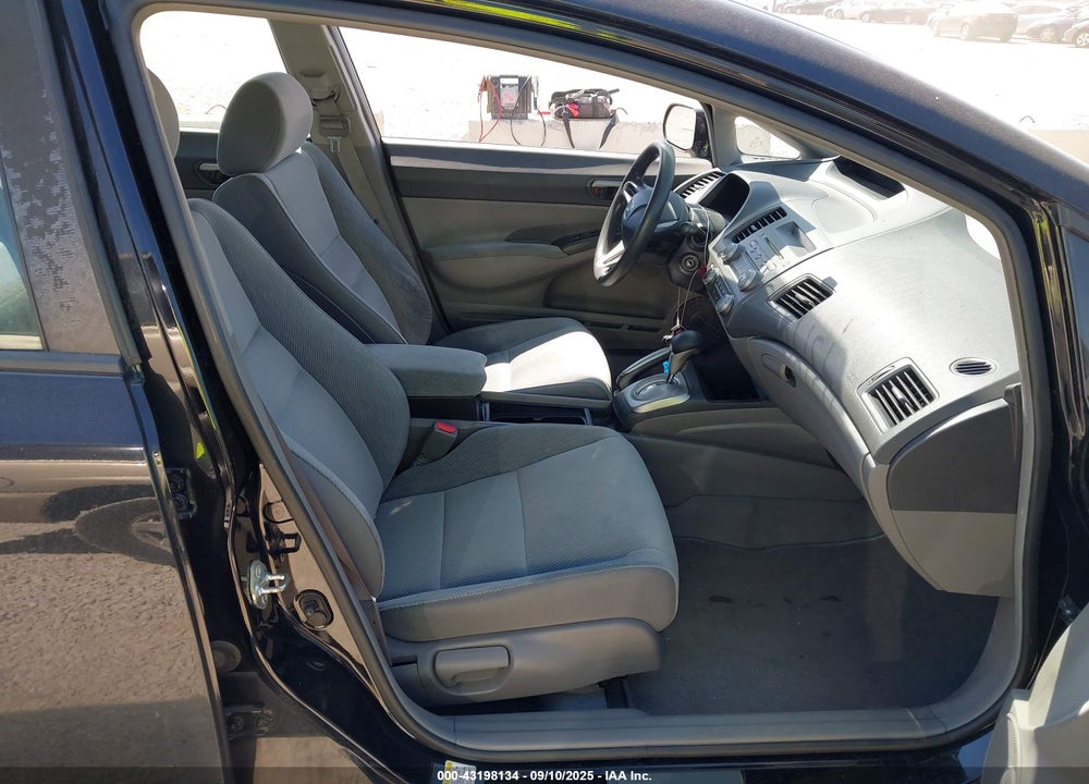 2011 HONDA CIVIC VIN: 19XFA1F51BE049539