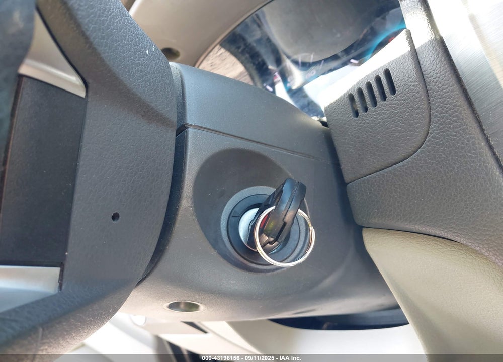 2011 FORD FUSION SE VIN: 3FAHP0HA5BR308219